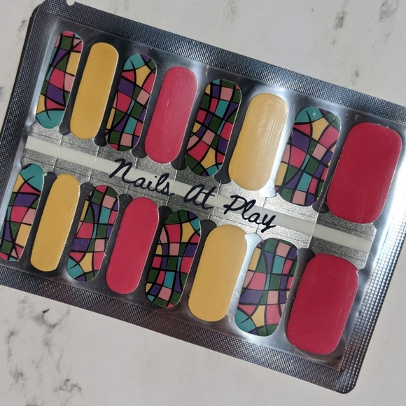 5 for $15 Nail Wraps- Stained glass Curve - Picture 1 of 3